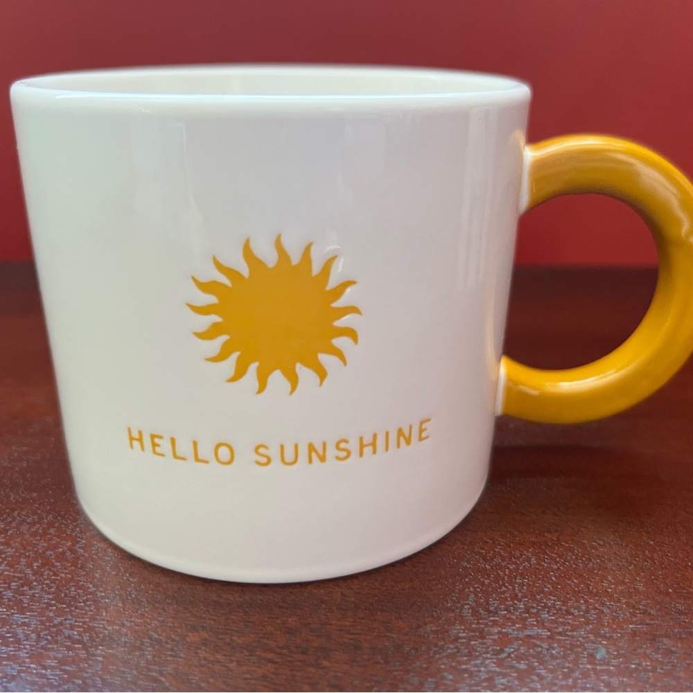 NWT Room Essentials Yellow and White “Hello Sunshine” Stoneware Mug, 16 oz